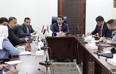 وزير النقل يعقد اجتماعا موسعا مع إدارة الخطوط الجوية العراقية