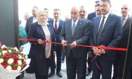 وزير الصحة يفتتح الصيدلية المركزية الثانية في مدينة الصدر  ببغداد